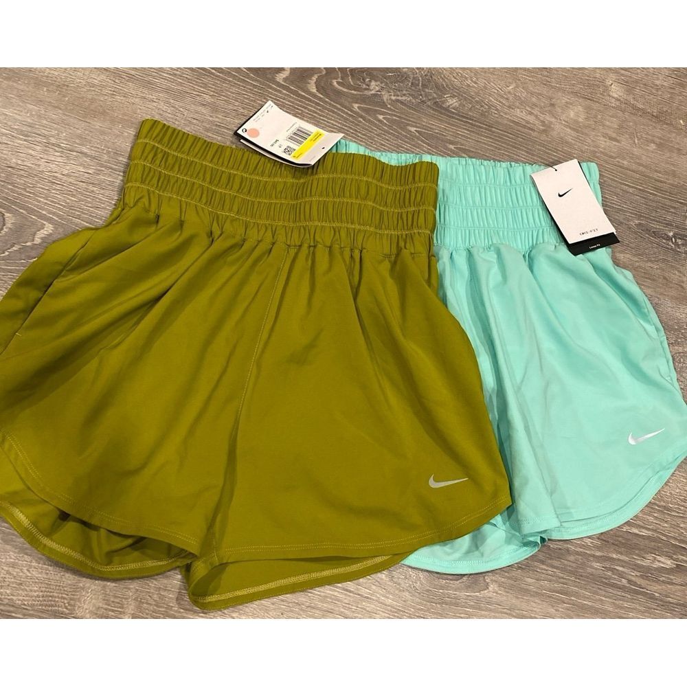 Nike Womens Dri-FIT One High-Rise 3" Shorts Bundle S Moss Green Mint DX6642-390